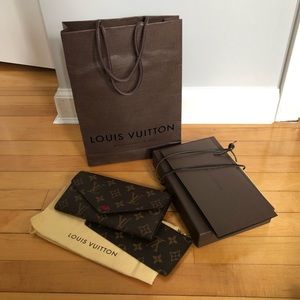 Louis Vuitton Josephine Wallet